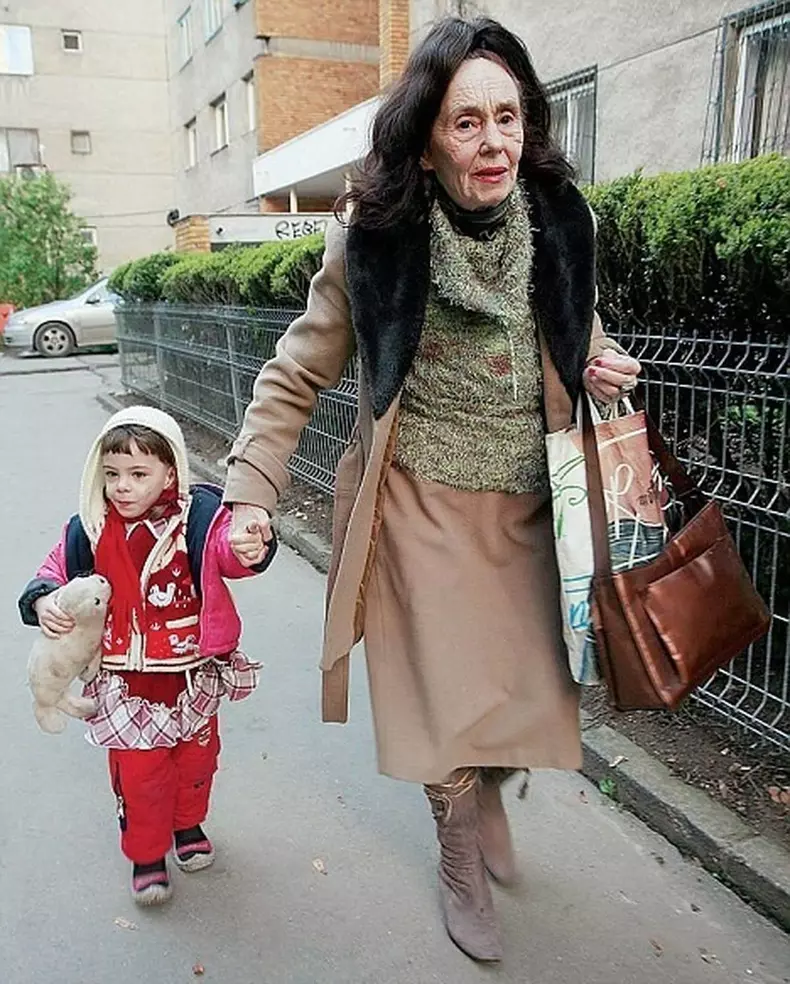 adriana-iliescu
