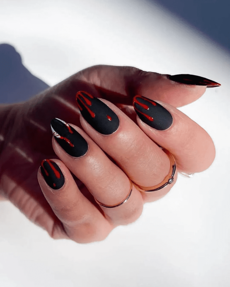 Idei de manichiuri pentru Halloween. Modele inedite pentru unghiile tale