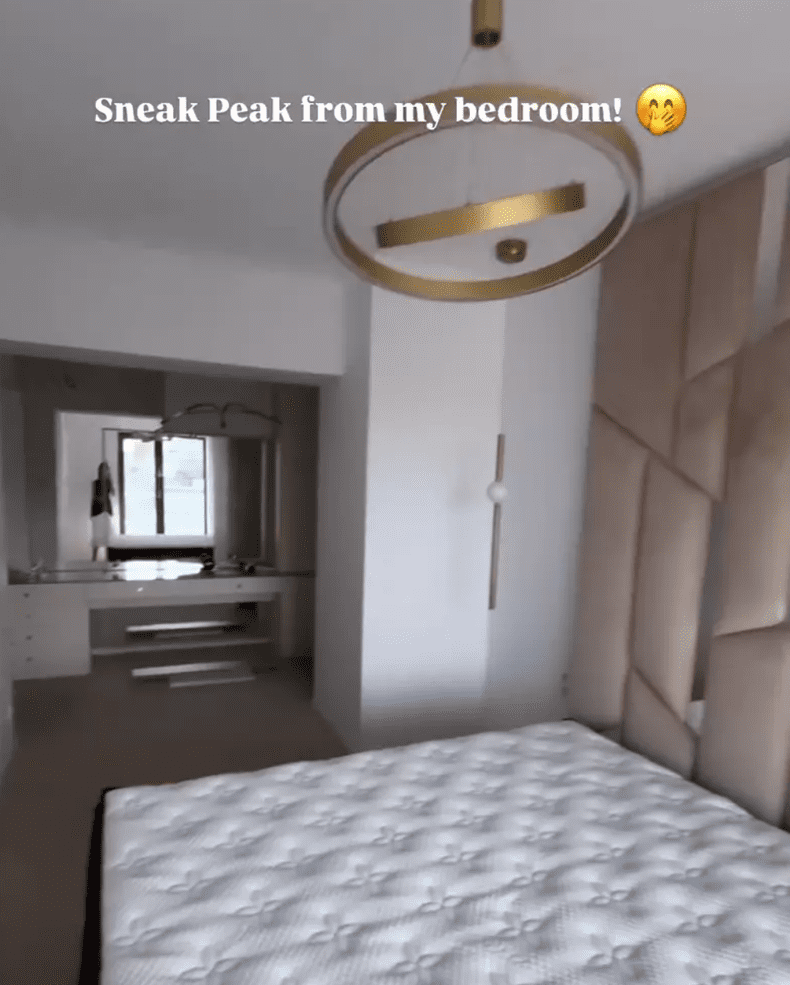 Noi imagini din apartamentul Ramonei Olaru (4)