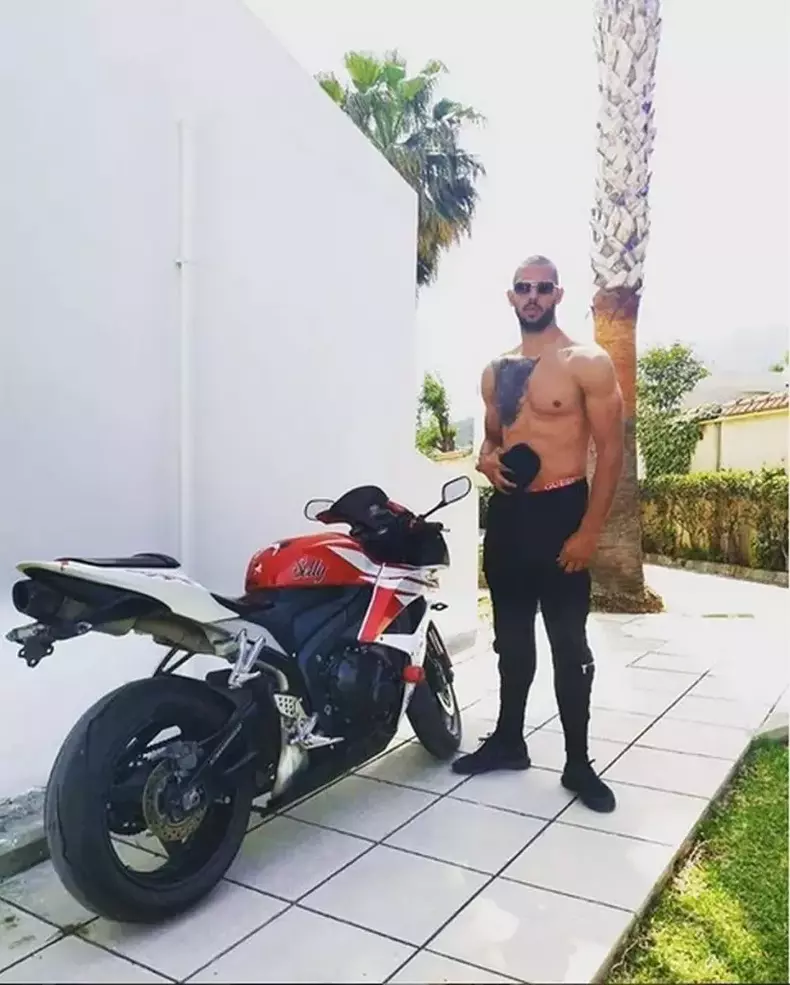 andrew-tate9-821x1024-1