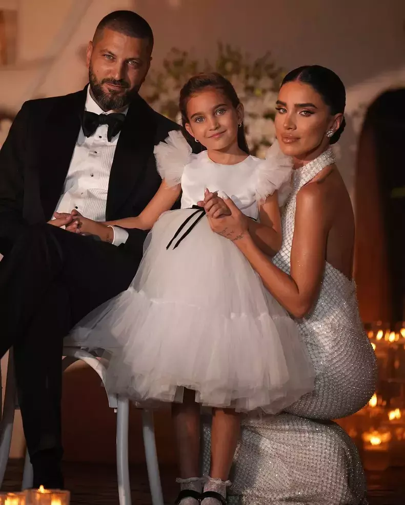 adelina-pestritu-virgil-steblea-si-fiica-lor