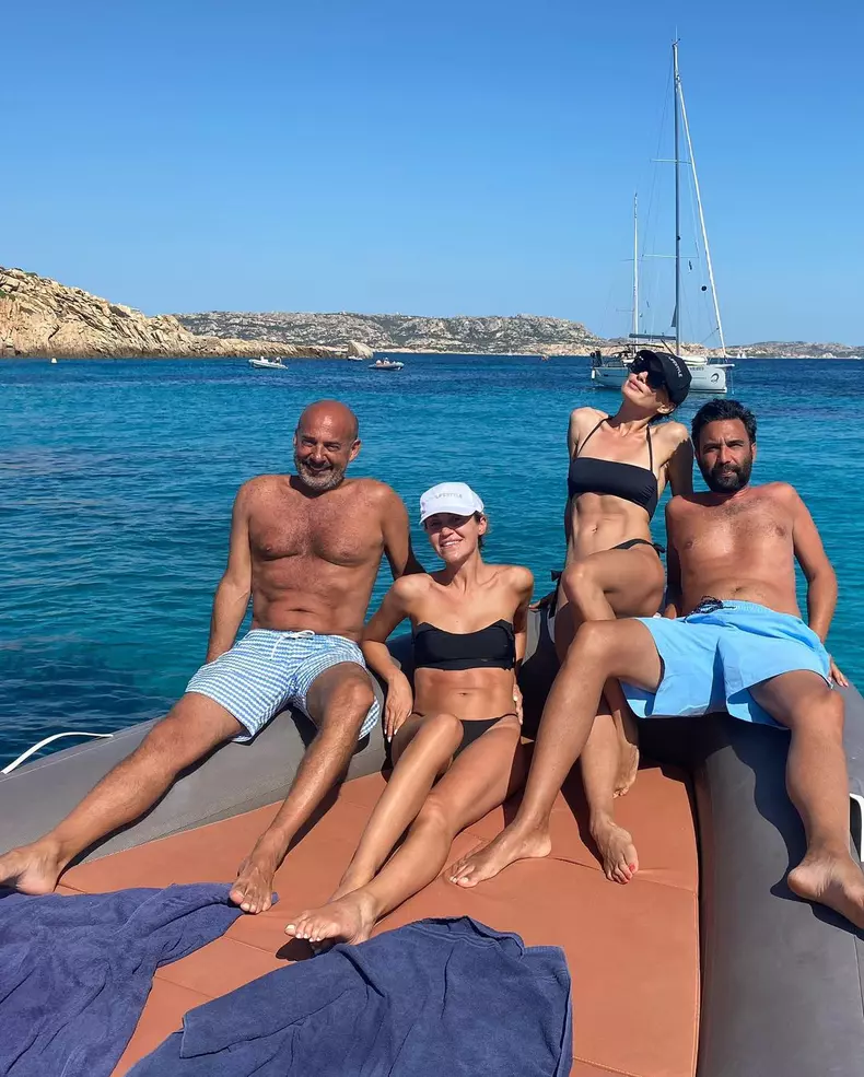 Catrinel Marlon, apariție sexy în vacanță (2)