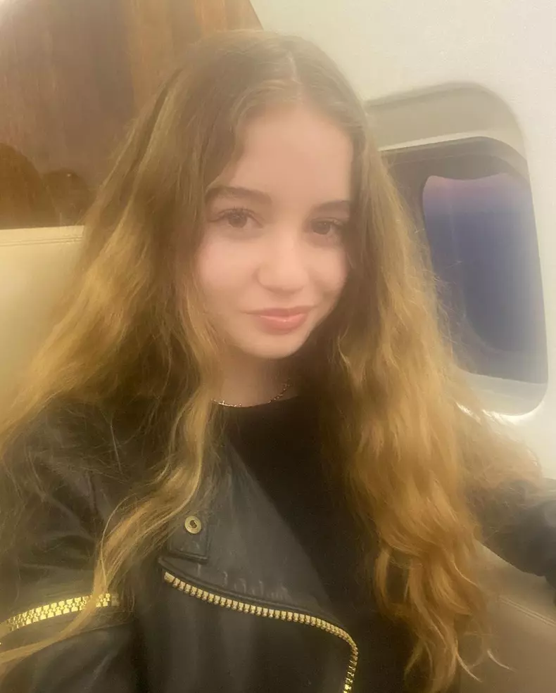 Monica-Gabor-si-Irina-Columbeanu-traiesc-pe-picior-mare-in-America.-Ce-fotografii-au-postat-online-fostul-fotomodel-si-fiica-ei-7