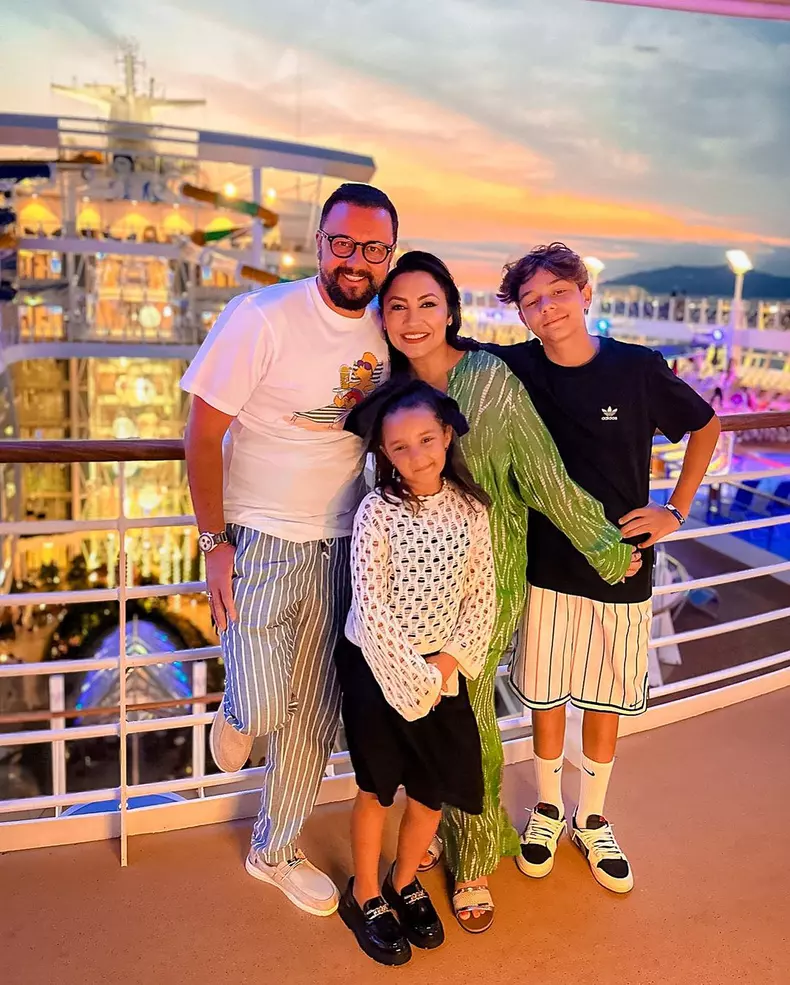 andra-si-catalin-maruta-se-pregatesc-de-nunta-de-cristal-3