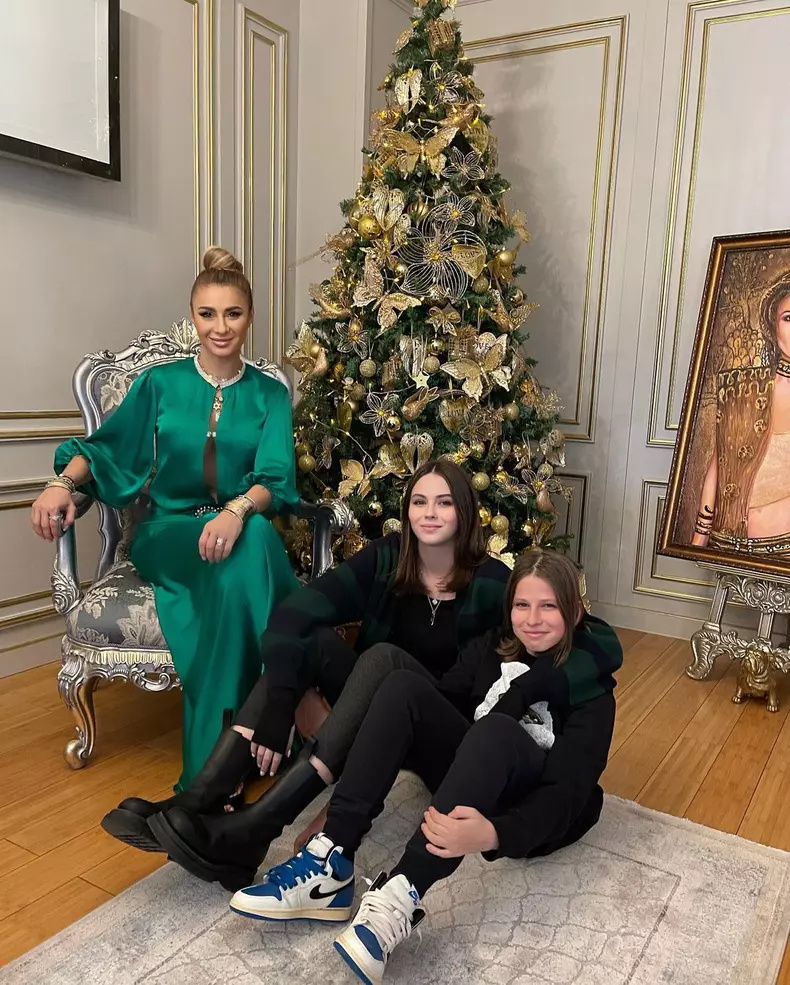 Anamaria Prodan Rebecca Laurențiu Junior