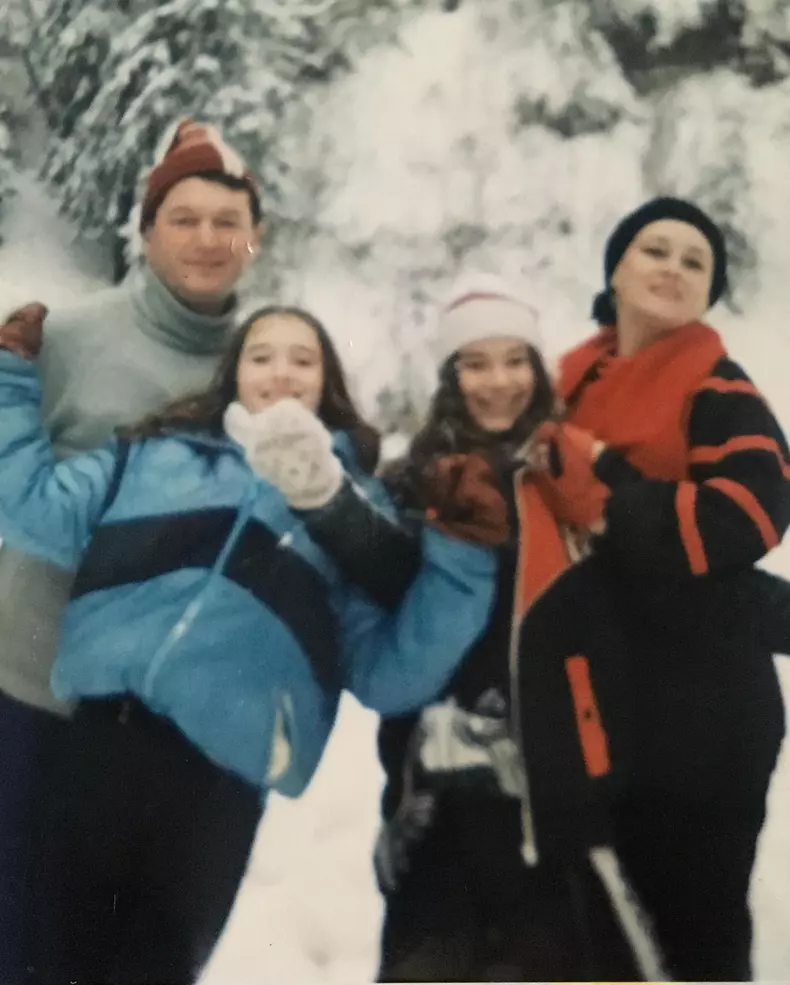 Laura Cosoi cu familia