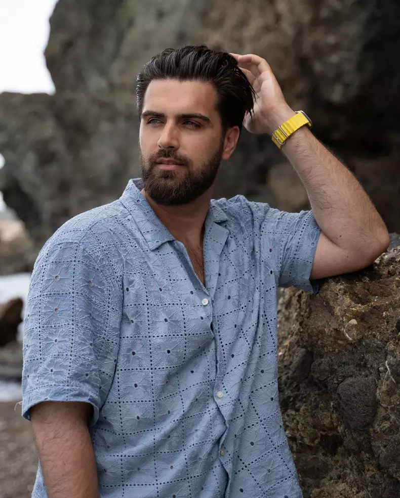 alex leonte in vacanta