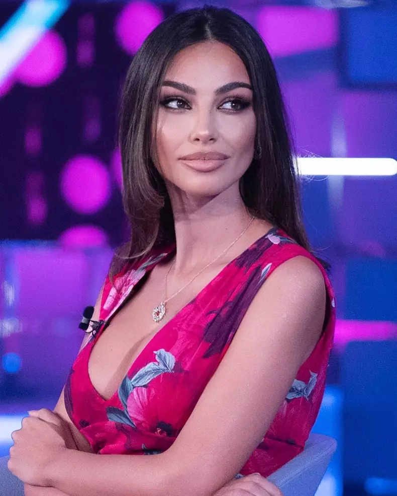 Mădălina Ghenea (2)