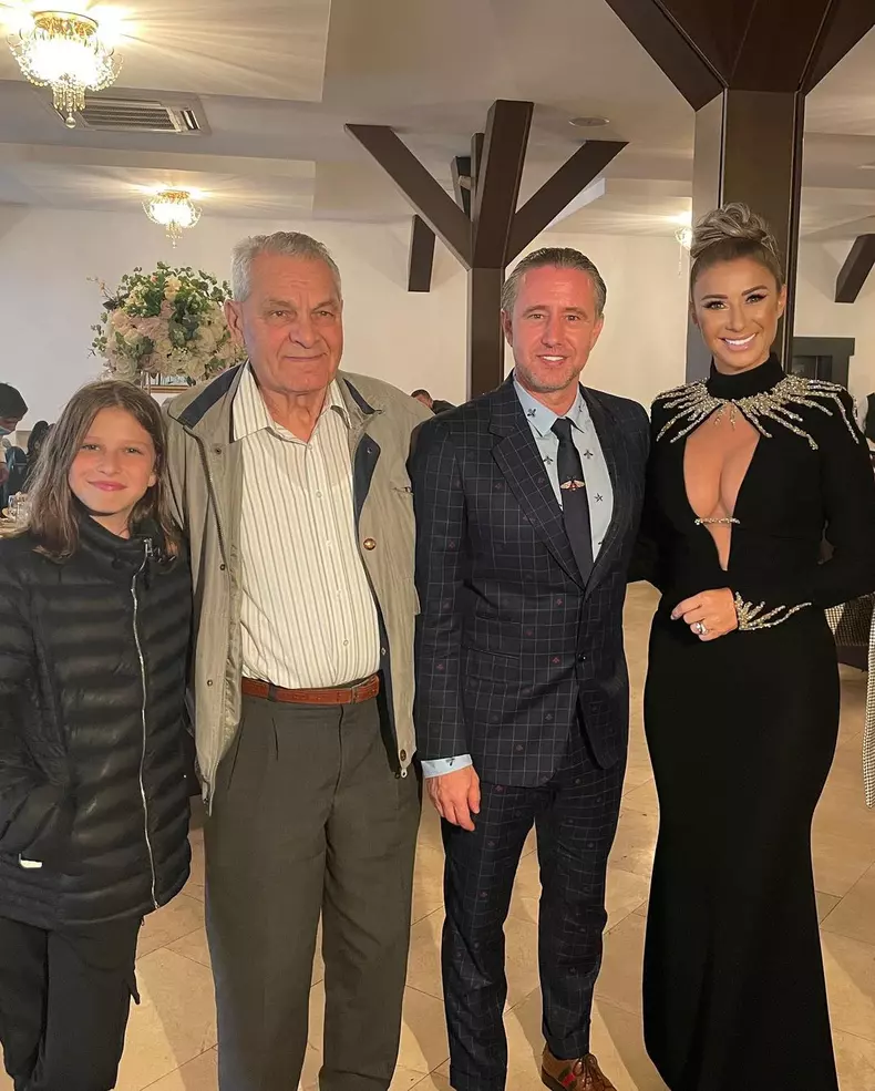 Laurențiu Reghecampf și Anamaria Prodan si-au reinnoit juramintele (6)