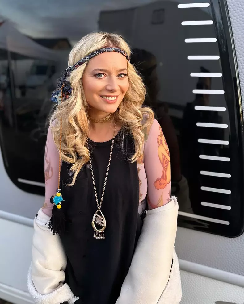 Cum se simte Laura Cosoi, însărcinată pentru a patra oară  (4)