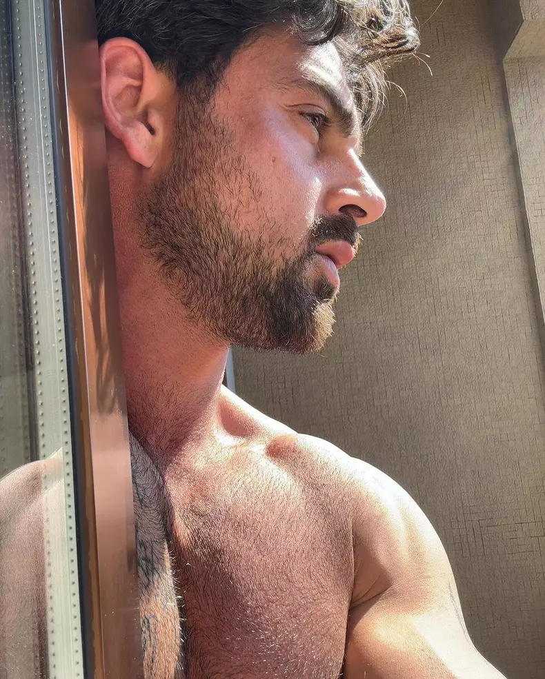 Michele Morrone (4)