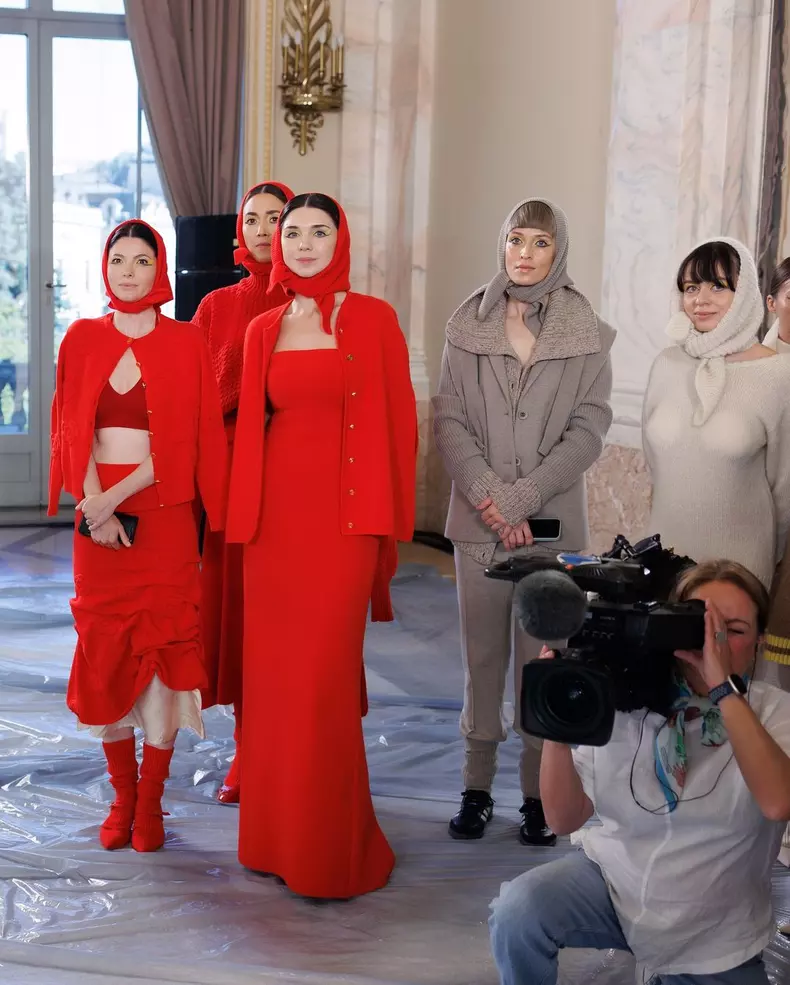 Anca Lungu, debut în modă (4)