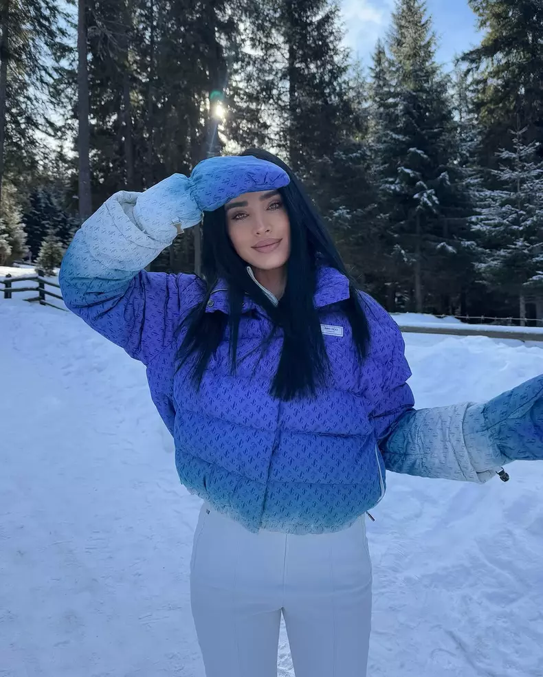 Adelina Pestrițu (15)