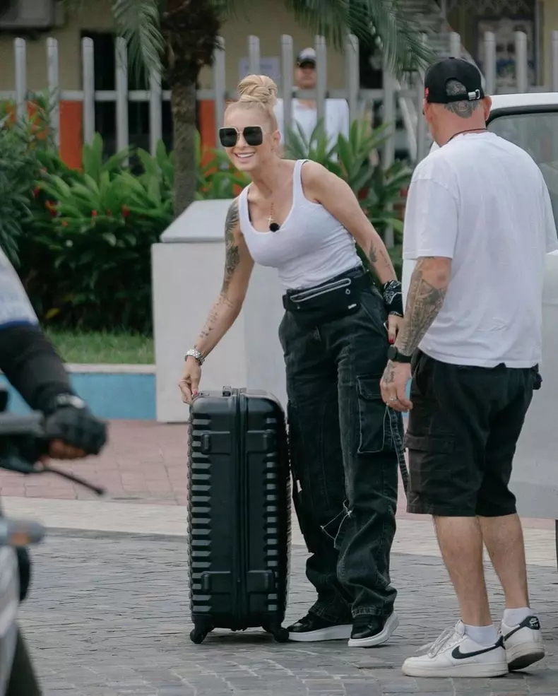 De ce Anamaria Prodan participă la America Express, sezonul 2. Din ce echipă face parte (2)