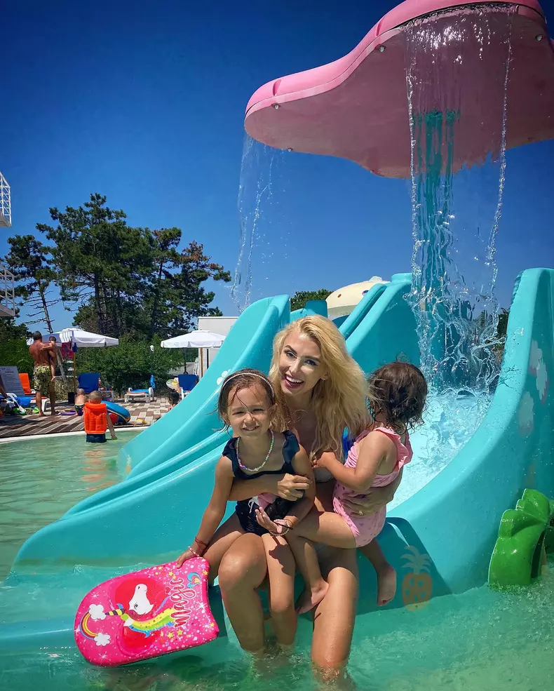 andreea-balan-viata-artist-mama-doi-copii-3