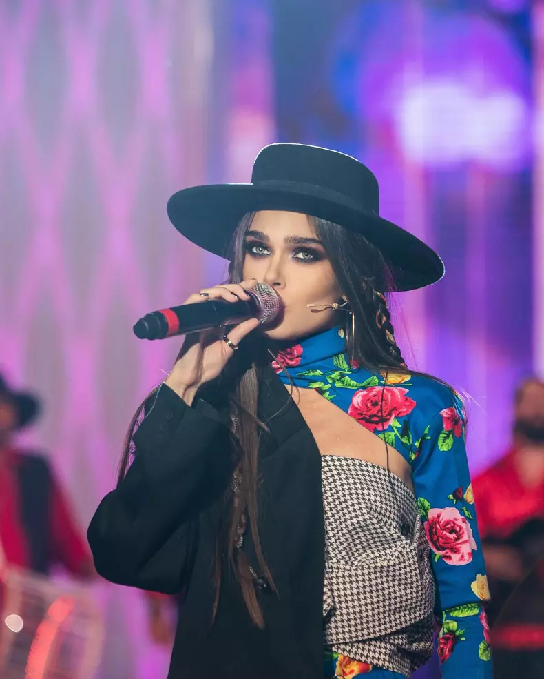 cine-este-theo-rose-9