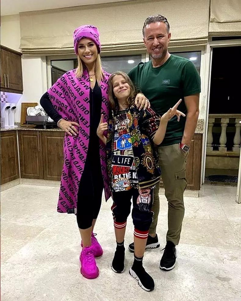 anamaria-prodan-mesaj-laurentiu-reghecampf-14