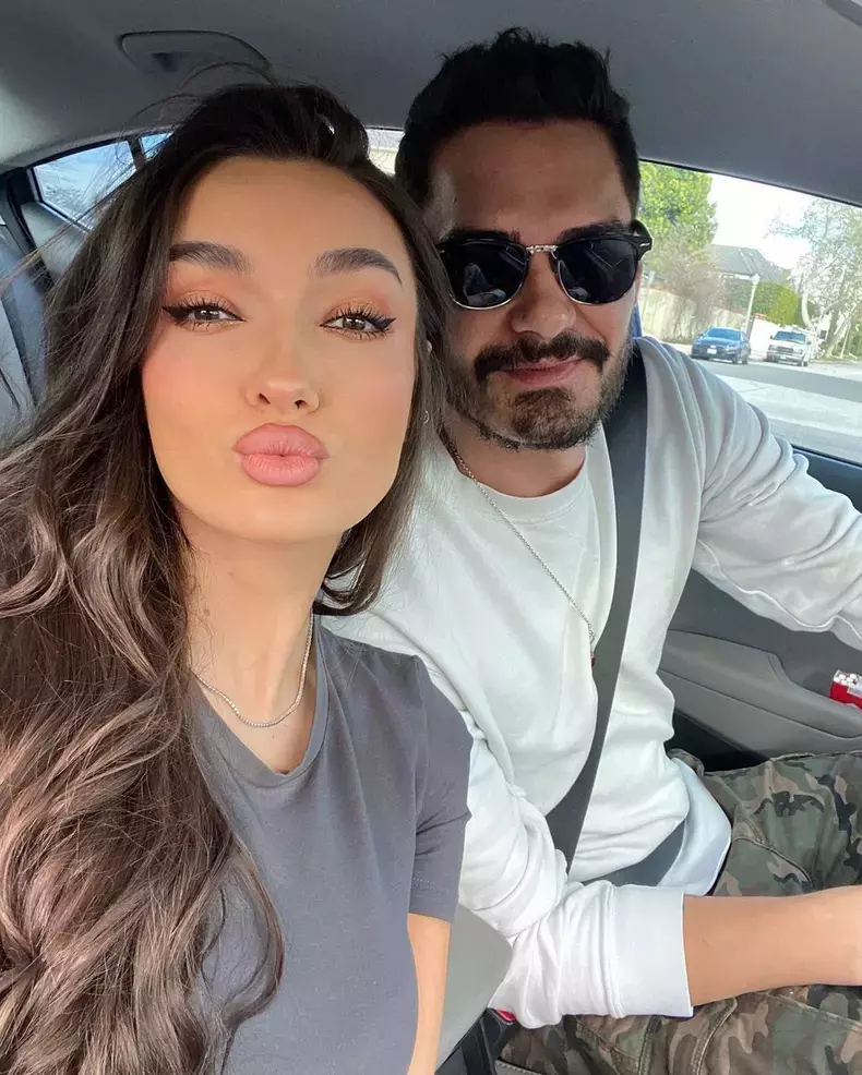 4.-viviana-sposub-si-george-burcea