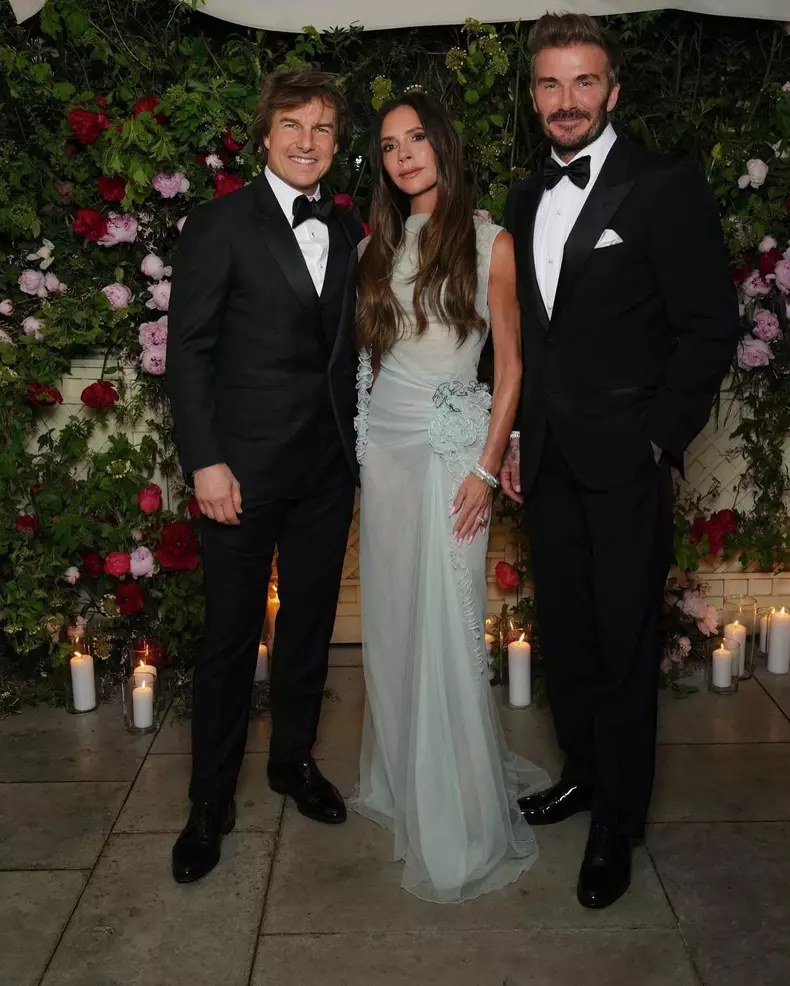 Tom Cruise, Victoria și David Beckham, la aniversarea de 50 de ani a creatoarei de modă