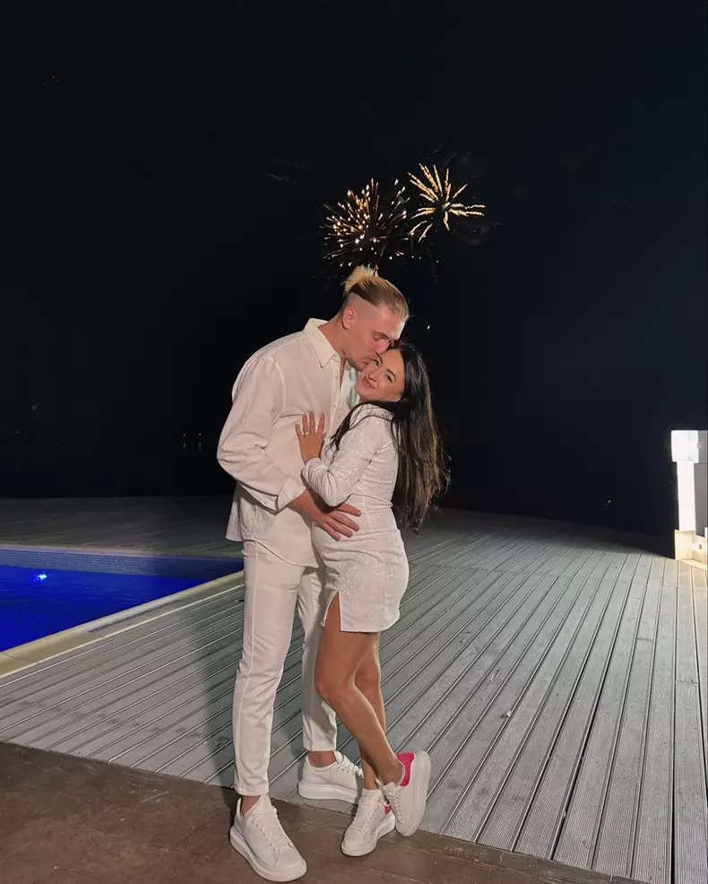 Larisa Iordache, însarcinată cu primul copil (7)