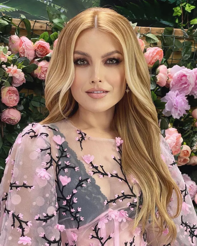 723DBC4C-2F06-4ECB-994D-B3C9F4D05312