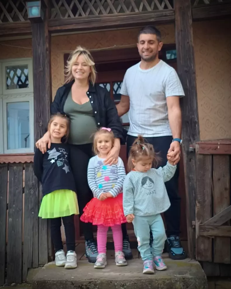 laura cosoi familie