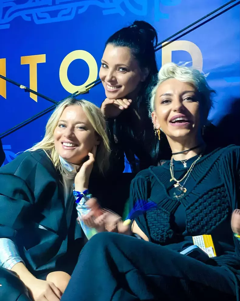 laura-cosoi-corina-caragea-giulia-anghelescu