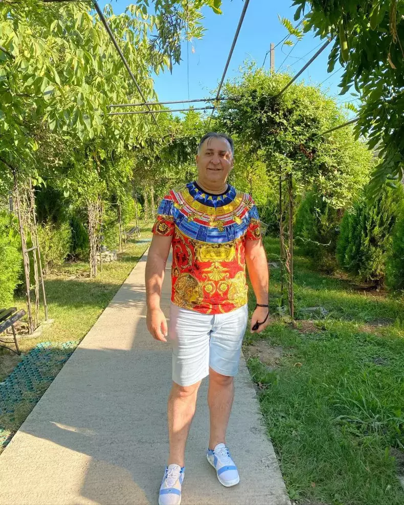 Vali-Vijelie-6-820x1024-1