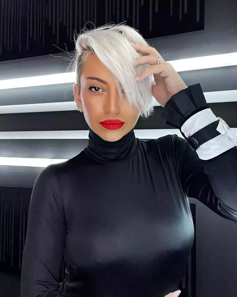 giulia anghelescu 73