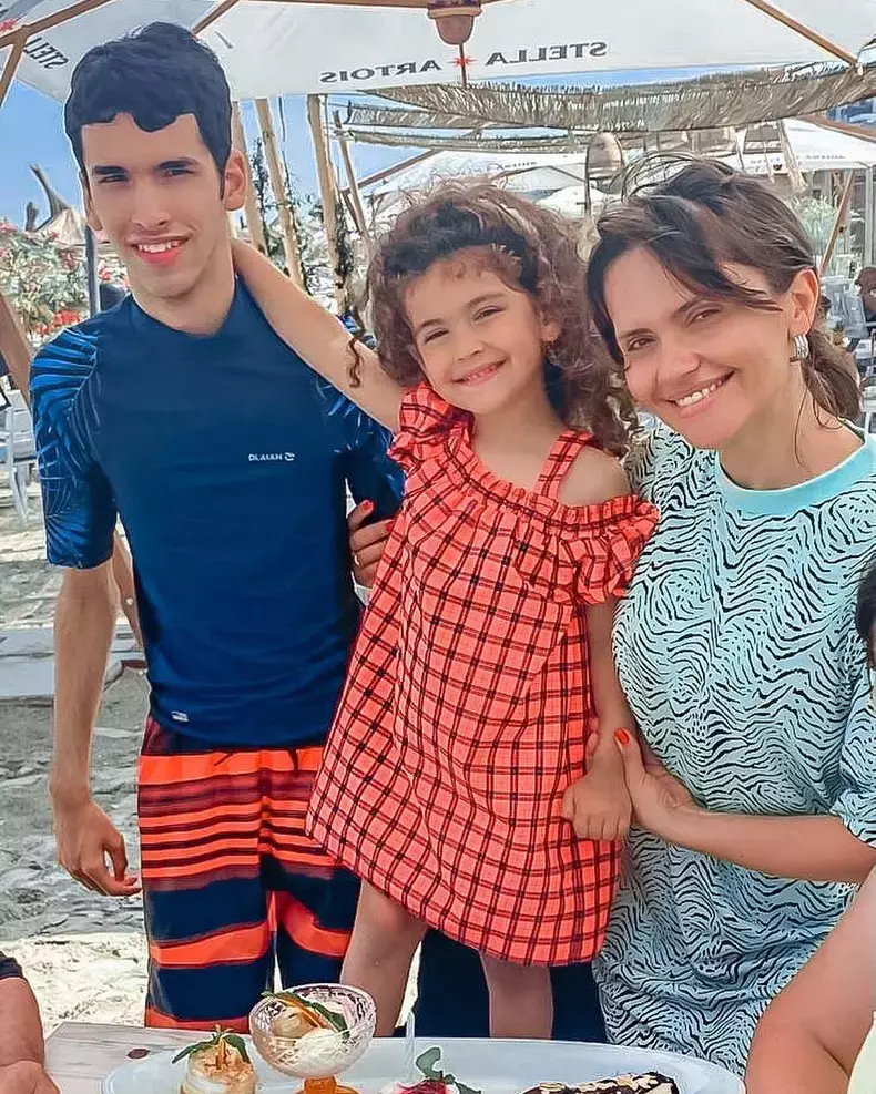 madalin-ionescu-si-familia-3