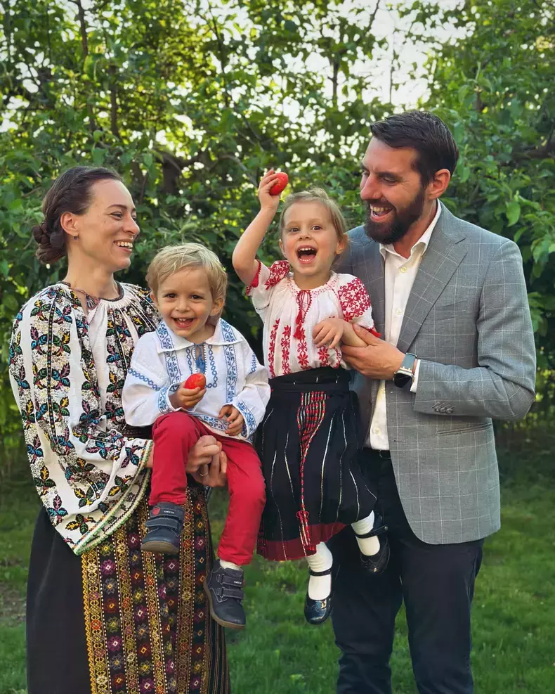 nicolae al romaniei si sotia familie4