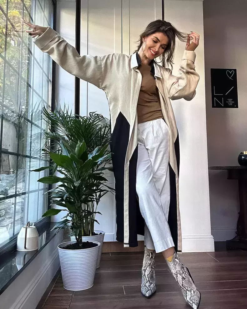 cine-este-alina-puscas-1