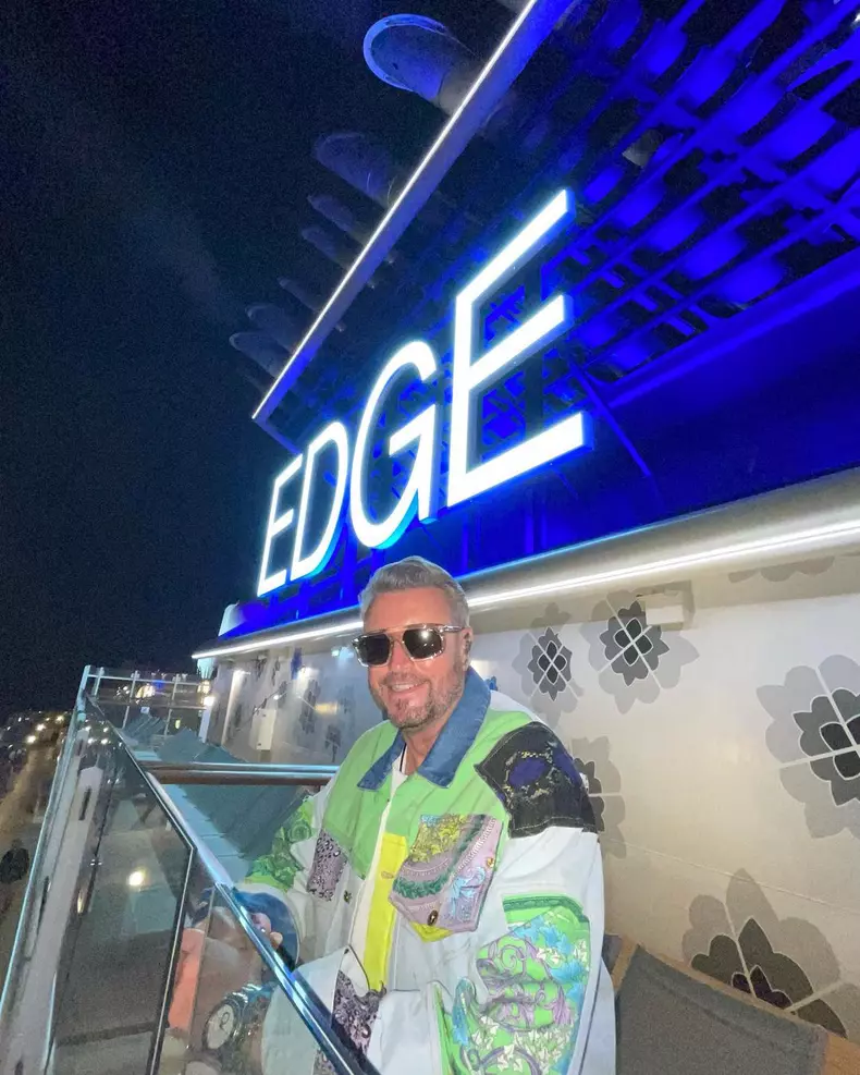 Motivul-pentru-care-Catalin-Botezatu-a-plecat-intr-o-vacanta-de-lux.-Ce-cauta-designerul-18