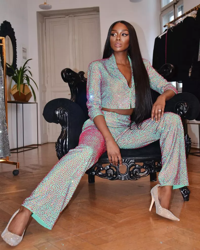 Cum reușește Naomi Hedman să se mențină în formă. Care e secretul iubitei lui Florin Ristei