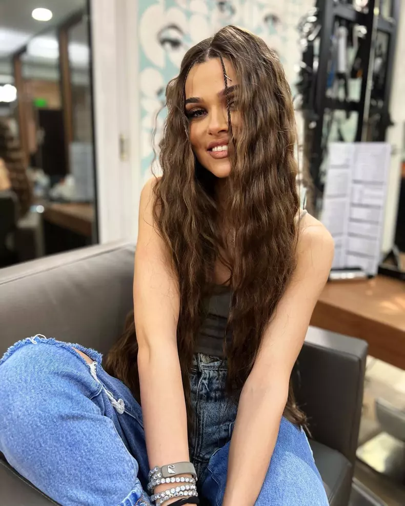 Cati-bani-castiga-Theo-Rose-din-retelele-sociale-6