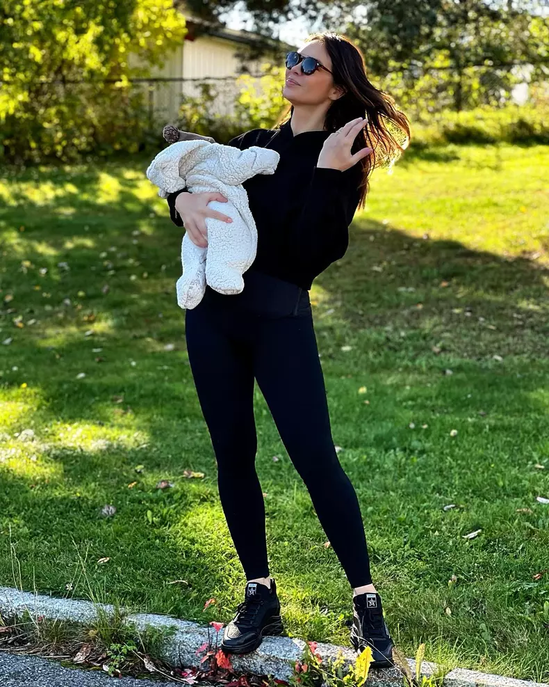 Magda Pălimariu, într-o formă fizică de invidiat la o lună după ce a născut. Care e secretul vedetei Pro TV