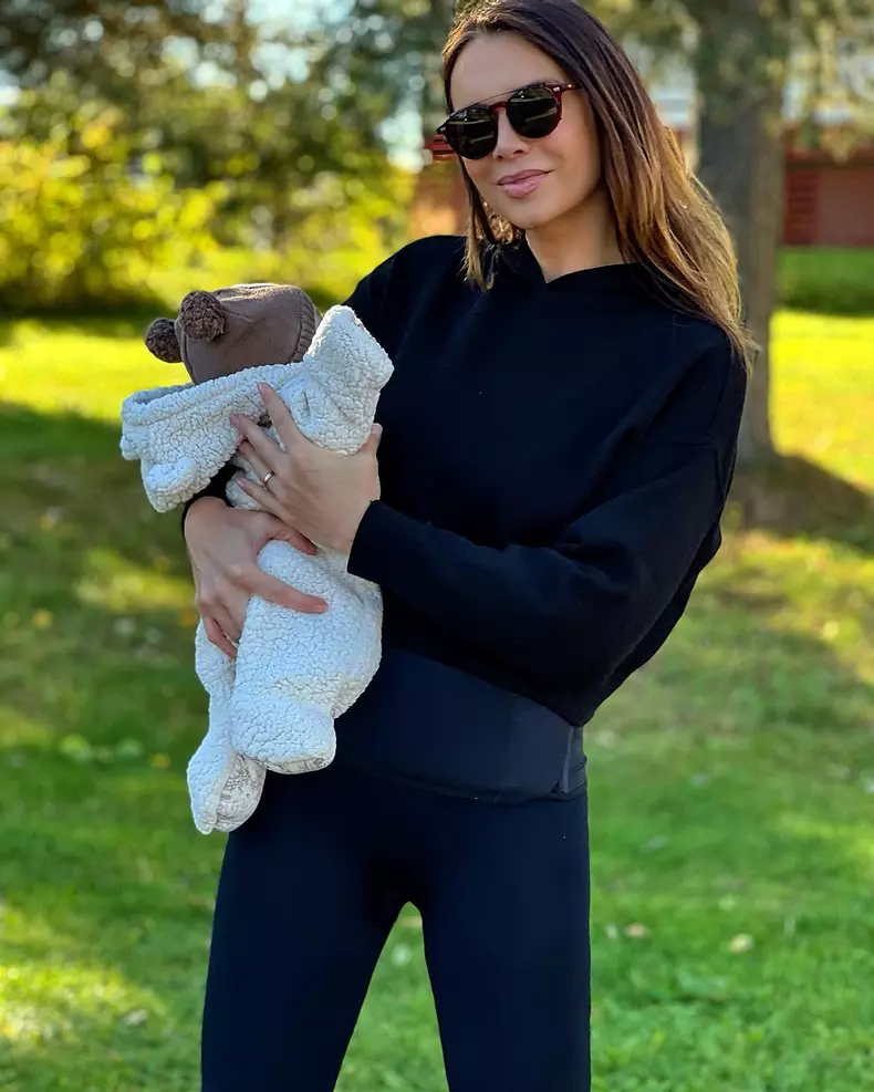 Magda Pălimariu, într-o formă fizică de invidiat la o lună după ce a născut. Care e secretul vedetei Pro TV