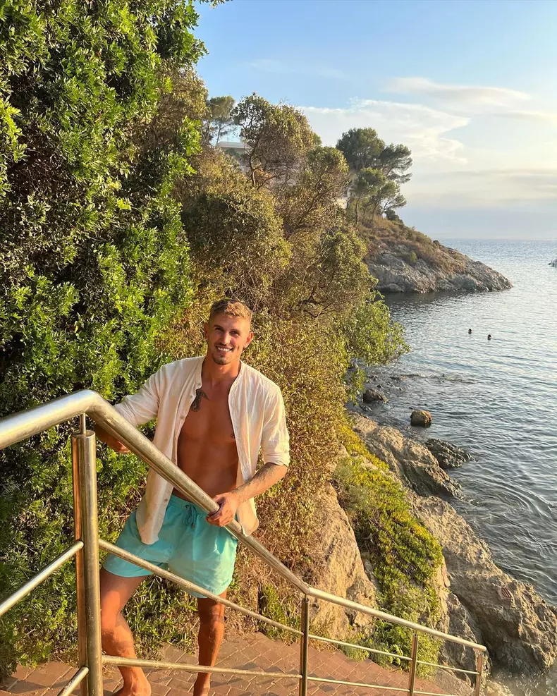 Cu ce se ocupă Alex Delea, la un an de când a câștigat trofeul „Survivor România”. Viața i s-a schimbat radical (7)