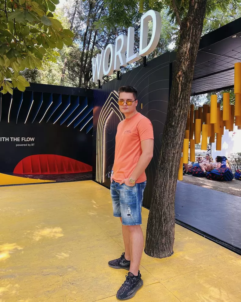 cum-si-a-inceput-selly-activitatea-in-online-3