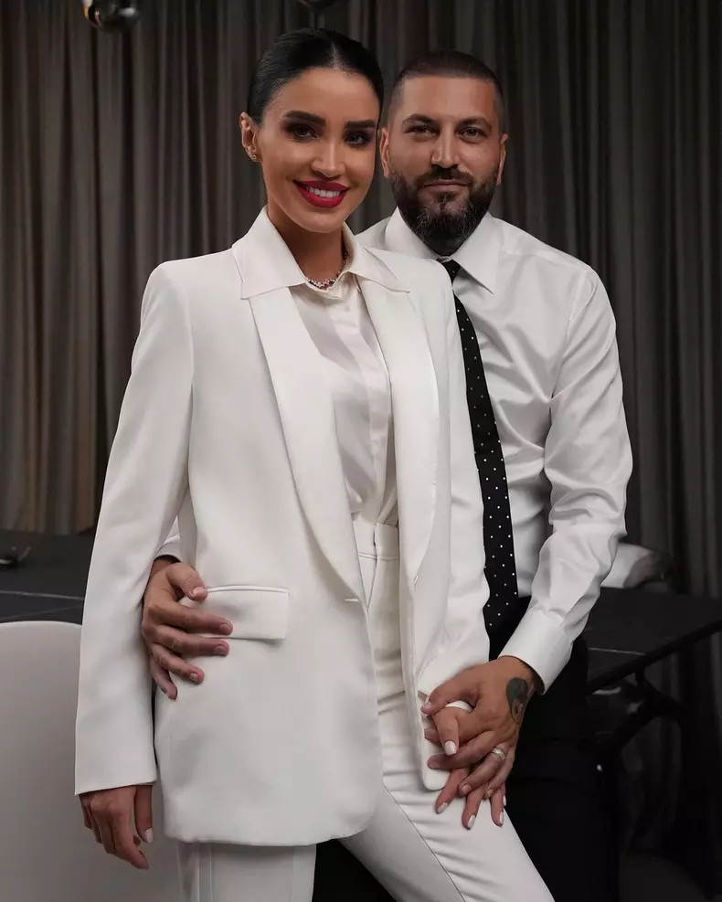 Adelina Pestrițu a postat noi imagini cu fiica ei, după doi ani de pauză de social media. Cum arată azi Zenaida