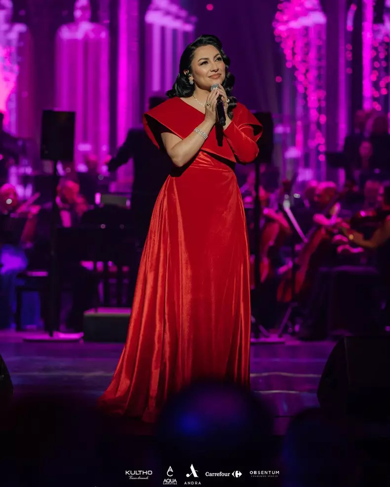 de-ce-nu-publica-andra-imagini-cu-ea-in-costum-de-baie-6