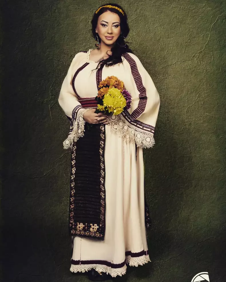 Larisa Drăgulescu este însărcinată a treia oară, la 38 de ani. Cum arată acum fosta soție a lui Marian Drăgulescu