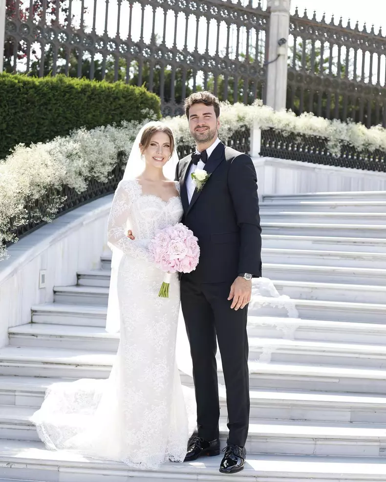 eda-ece-din-pretul-fericirii-s-a-maritat-cum-a-aratat-in-rochie-de-miresa-5