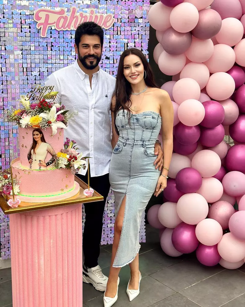 fahriye-evcen-351201332_217129671182903_951770838432246241_n