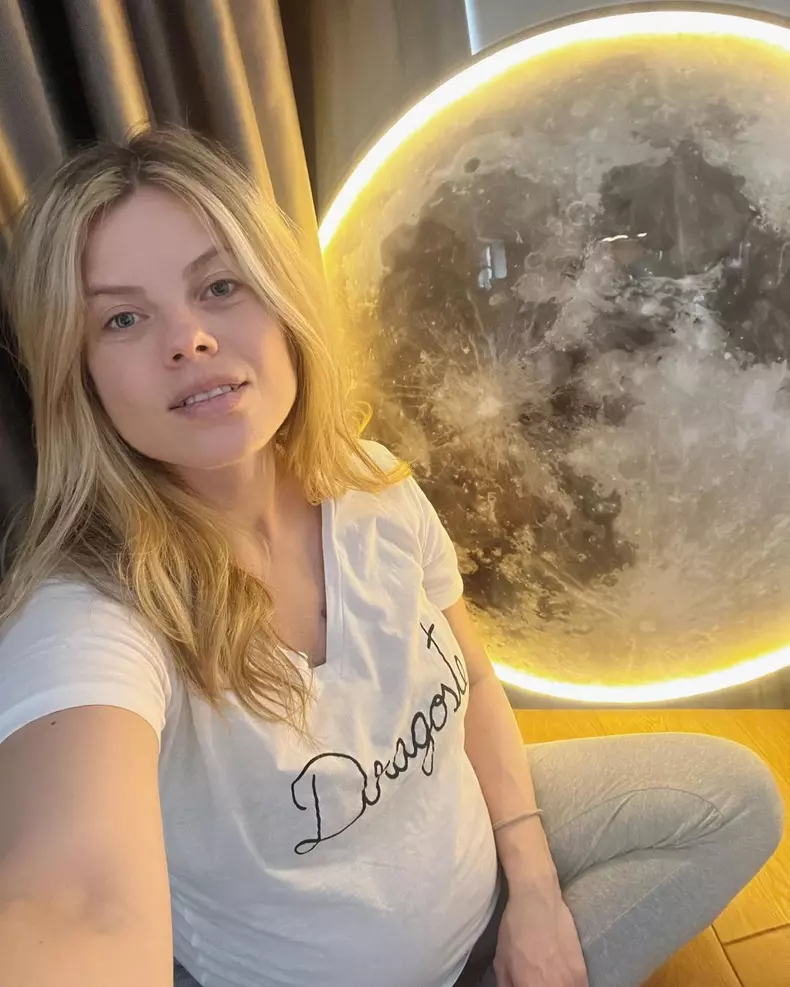 roxana-hulpe-a-slabit-40-de-kilograme-dupa-ce-a-nascut-2