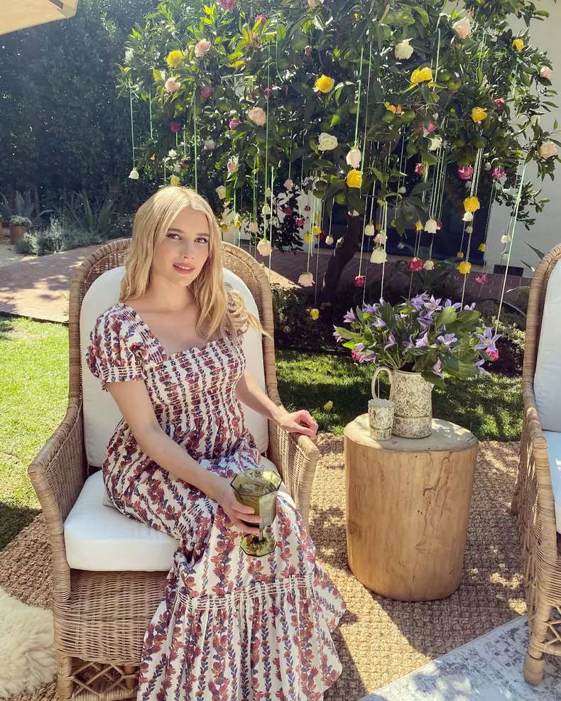 Emma Roberts