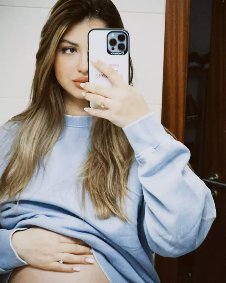 Irina Deaconescu sarcină