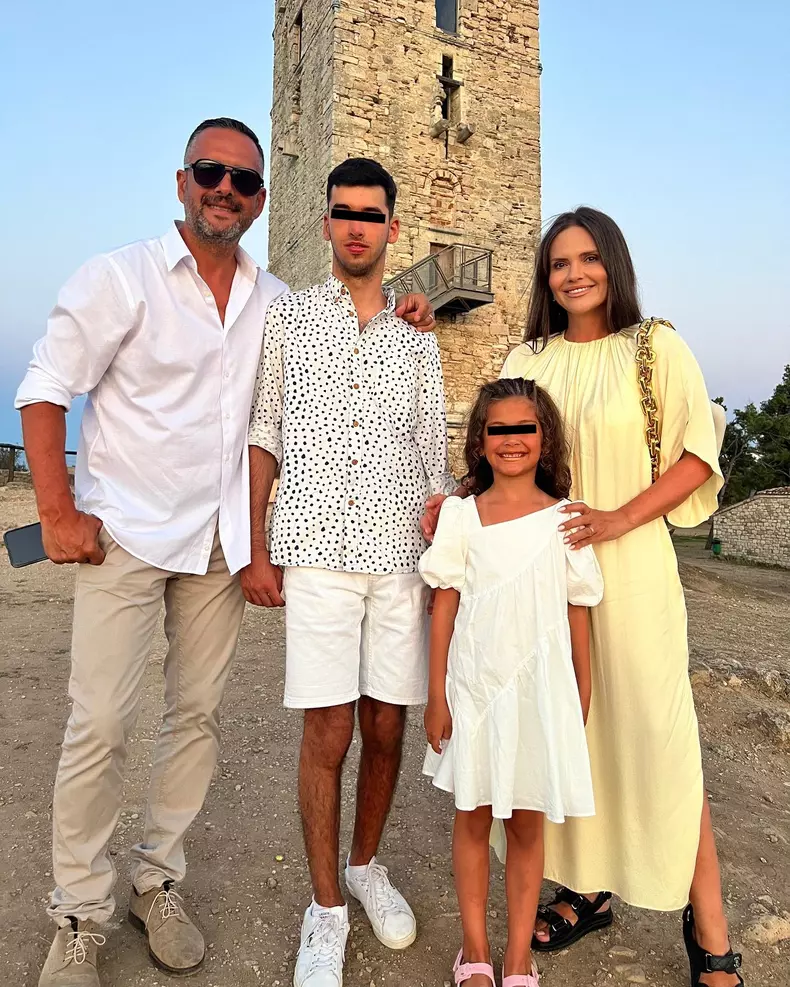 Mădălin Ionescu Cristina Șișcanu copii Filip Ștefania Petra (2)