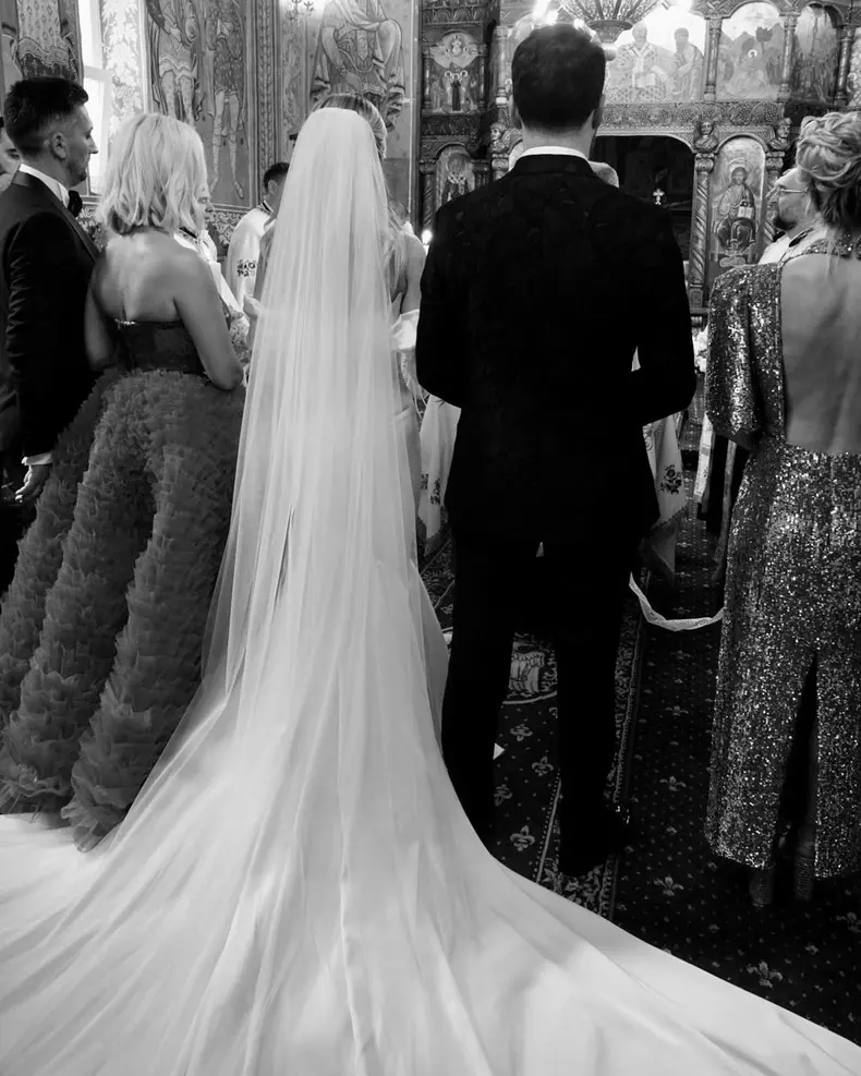 roxana-hulpe-de-la-pro-tv-si-bogdan-radulescu-co-fondatorul-festivalului-untold-s-au-casatorit-religios-pe-1-iunie-2024-15