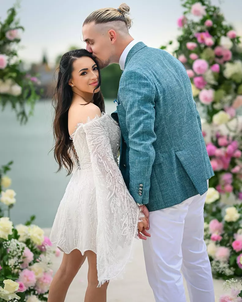 larisa iordache s-a maritat